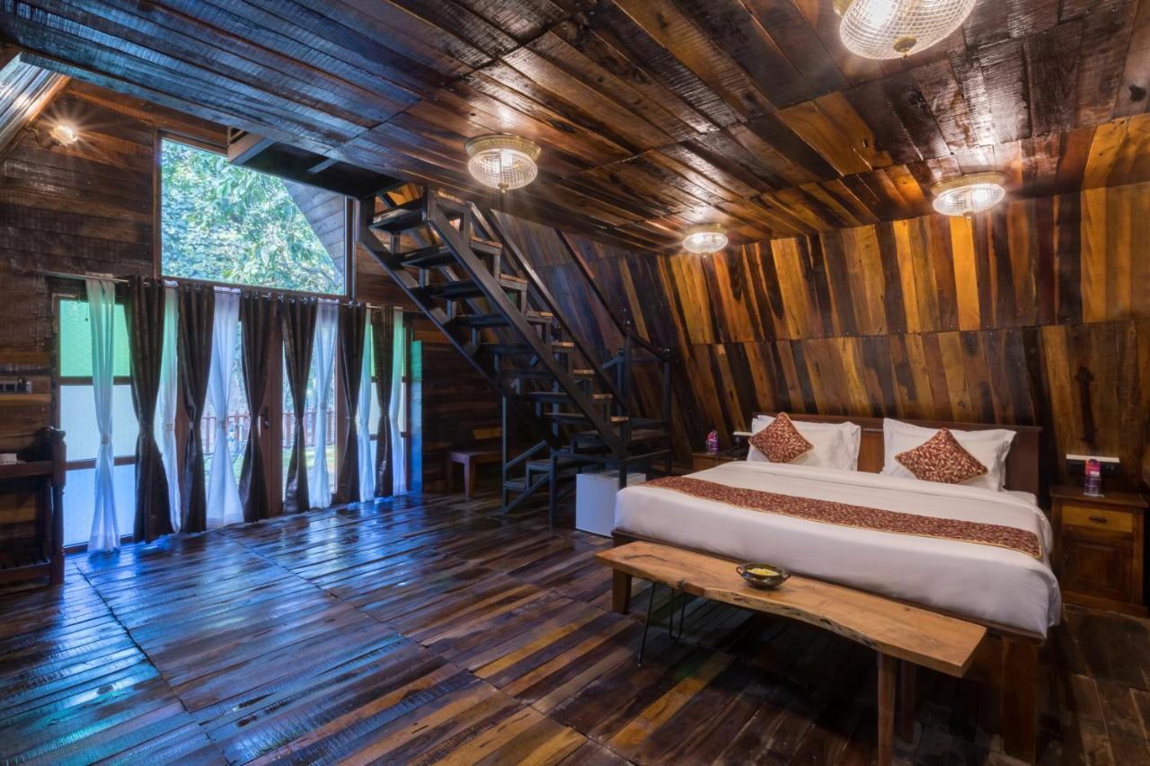 Hotel Sterling Padam Pench Khawāsa Exterior foto
